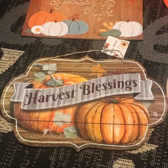 Set of 4 Pumpkin Themed Fall Hanging Wall Decor (Bin 66) - Picture 3 of 10